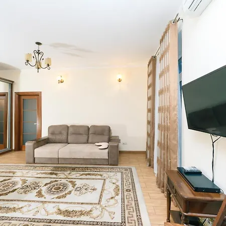 в тихом месте шумного мегаполиса Apartamento